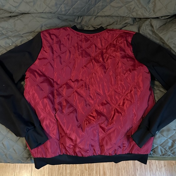 Small jacket. “Puffy” body cotton sleeves - Picture 2 of 3